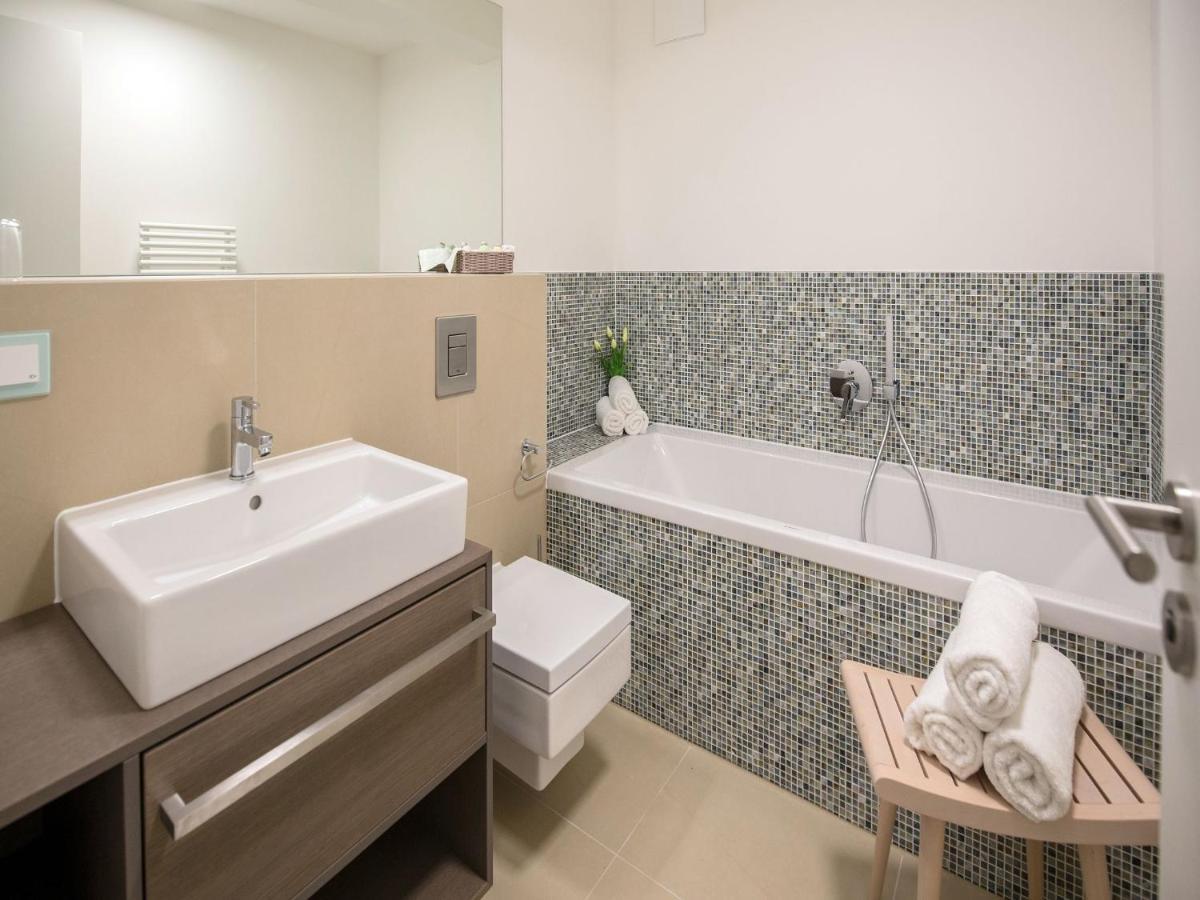 Duenenresidenz Prora - Ferienwohnung Mit Meerblick, 2 Schlafzimmern Und Balkon Np-403 Binz Buitenkant foto